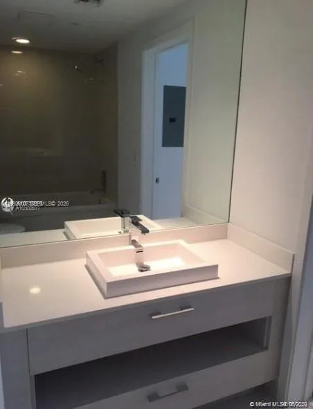 55 SW 9th St # 3709, Miami, FL 33130 photo 10