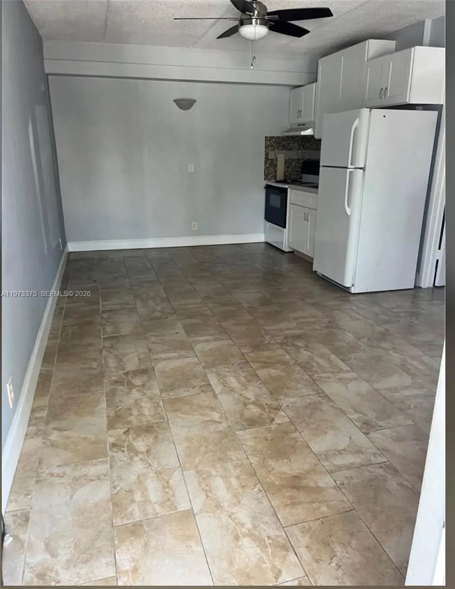 3211 SW 44th St # 117, Dania Beach, FL 33312 photo 2