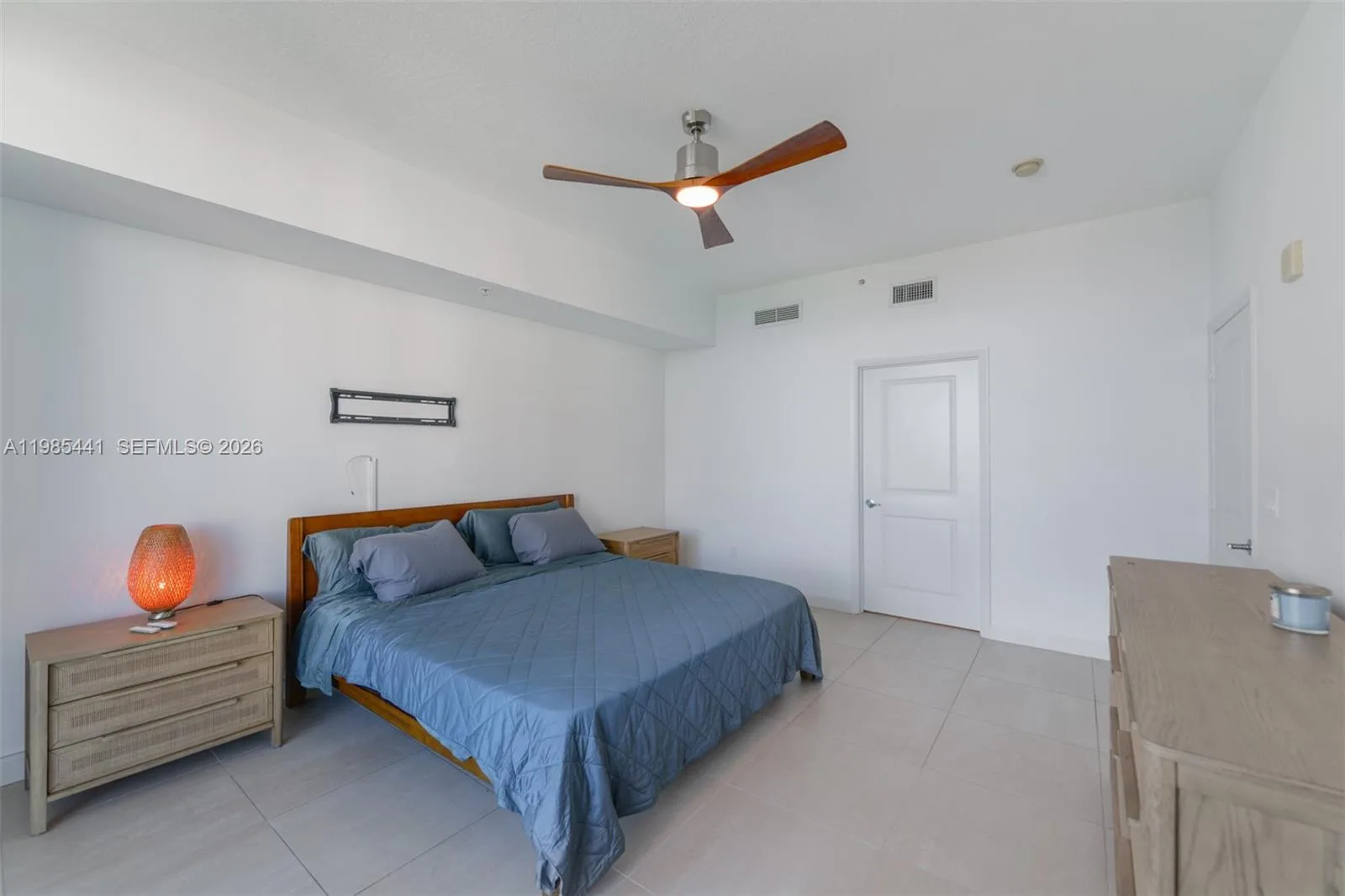 1945 S Ocean Dr # 1114, Hallandale Beach, FL 33009 photo 12