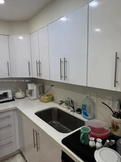 3701 N Country Club Dr # 706, Aventura, FL 33180 photo 10