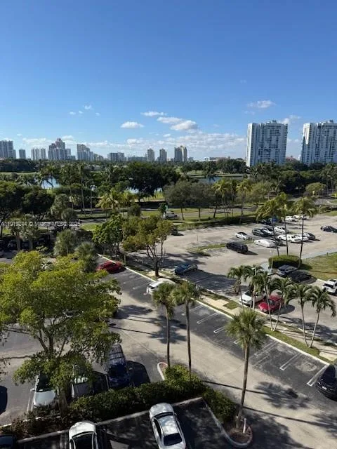 3701 N Country Club Dr # 706, Aventura, FL 33180 photo 3