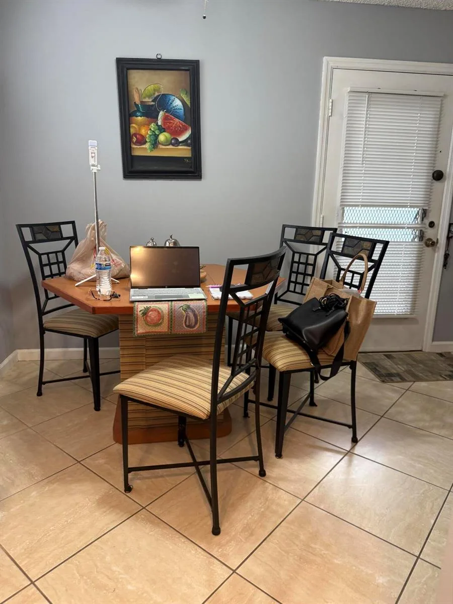 462 Normandy J, Delray Beach, FL 33484 photo 5