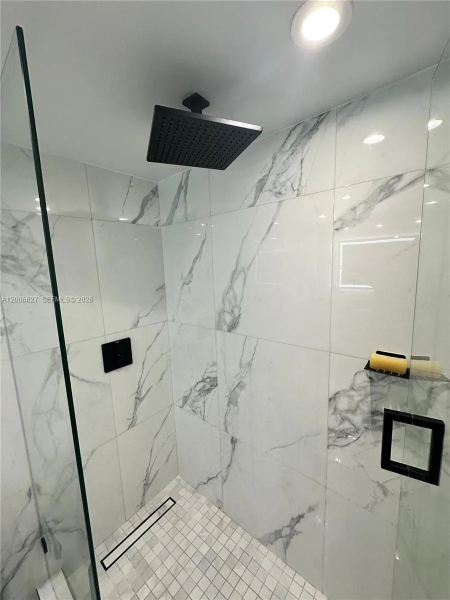 1830 Embassy Dr # 118, West Palm Beach, FL 33401 photo 7