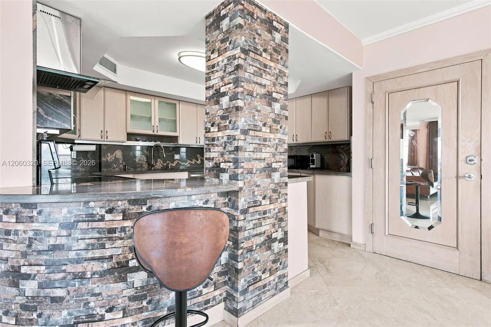 500 Bayview Dr # 2121, Sunny Isles Beach, FL 33160 photo 11