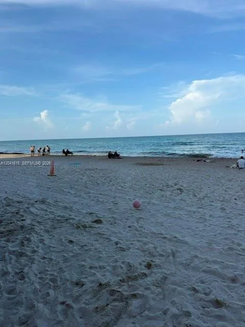 19201 Collins Ave # 348, Sunny Isles Beach, FL 33160