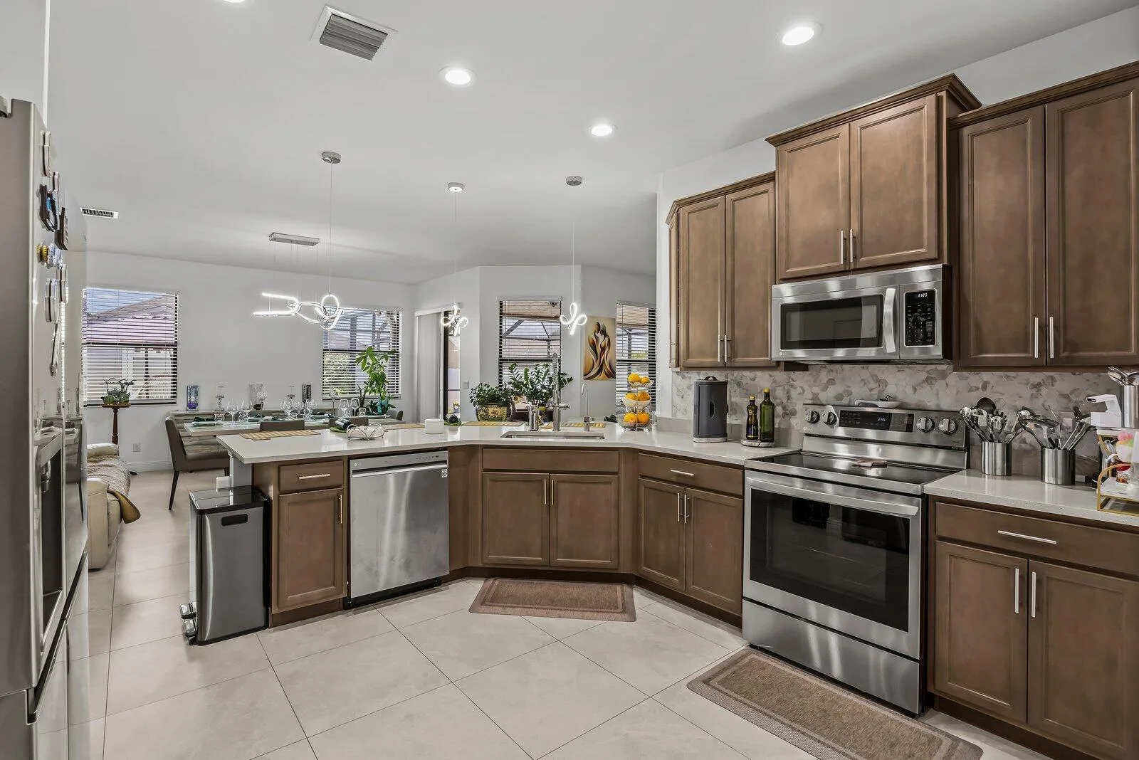 1890 SW Penrose Avenue, Port St. Lucie, FL 34953 — zdjęcie 3