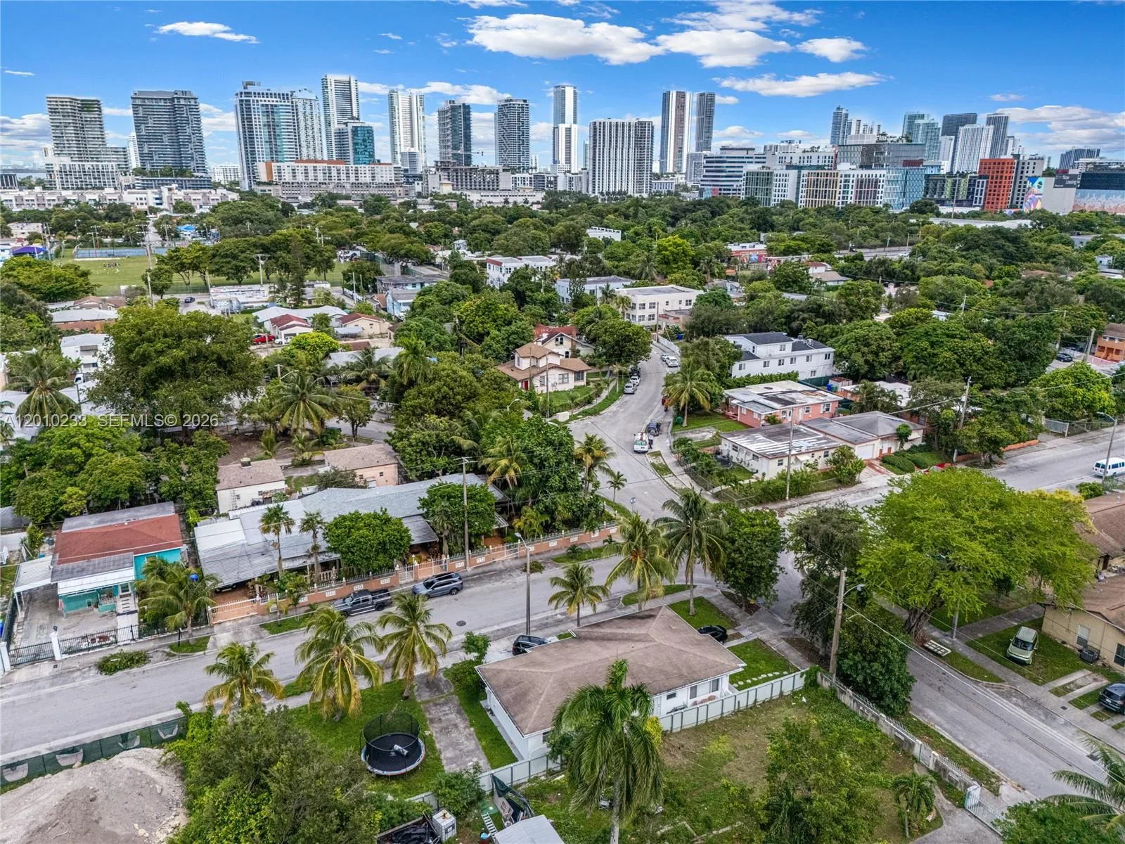301 NW 34th St, Miami, FL 33127 photo 10