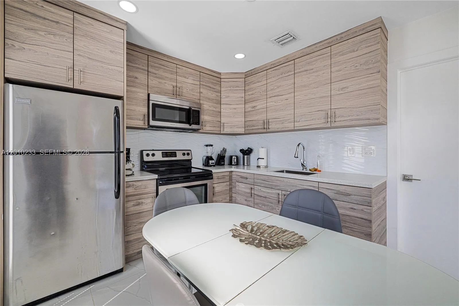 301 NW 34th St, Miami, FL 33127 photo 11