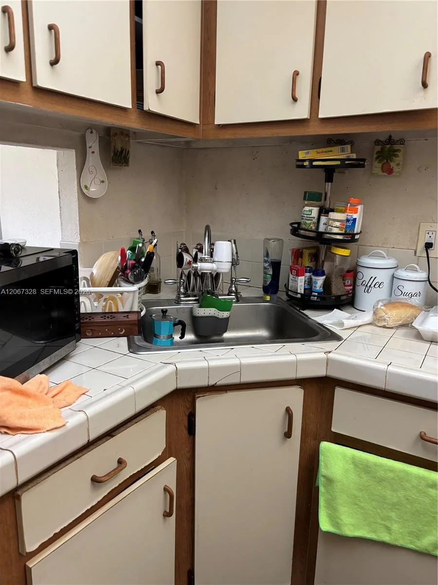 801 NW 47th Ave # 216W, Miami, FL 33126