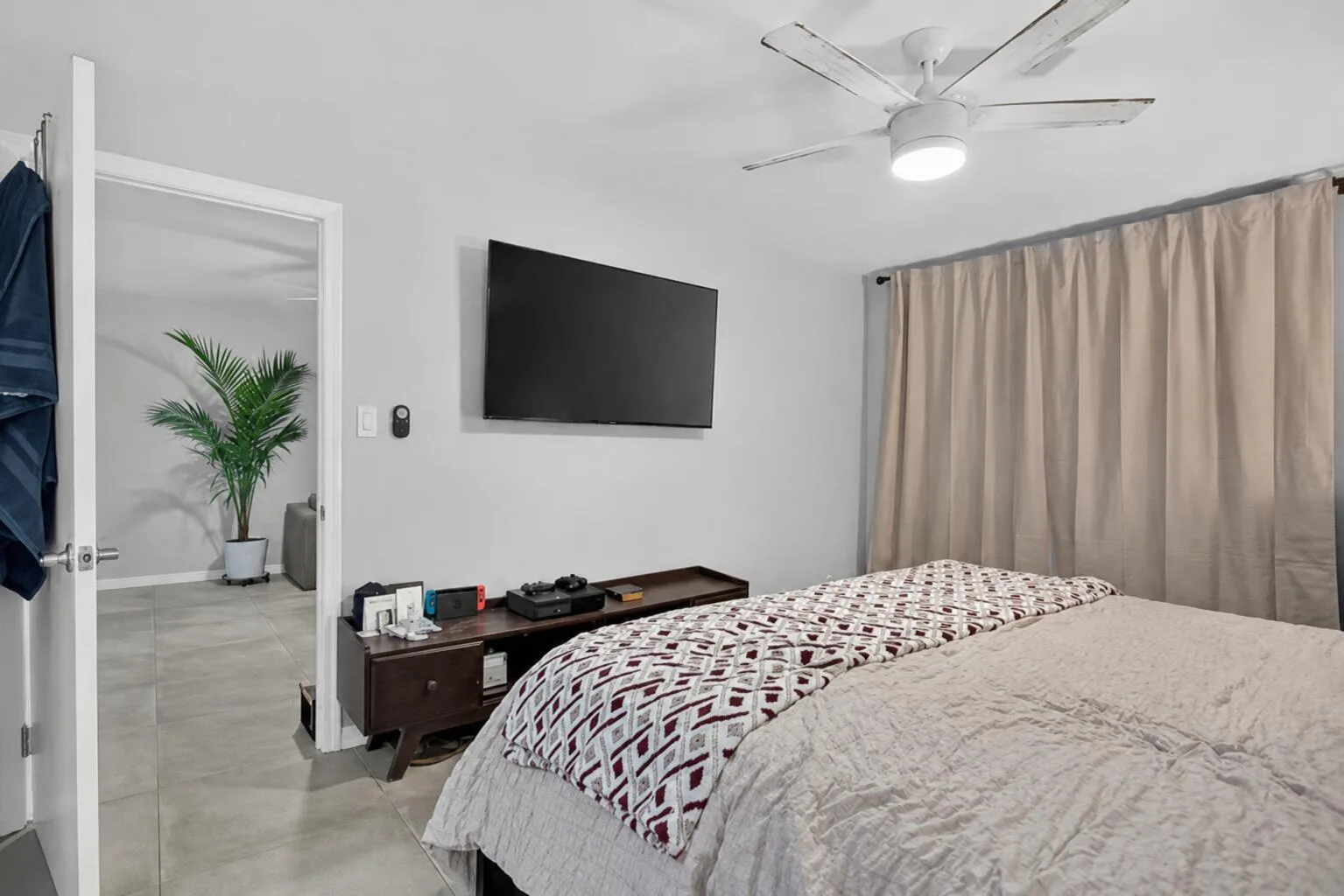 3301 NW 47th Terrace # 308, Lauderdale Lakes, FL 33319 photo 6