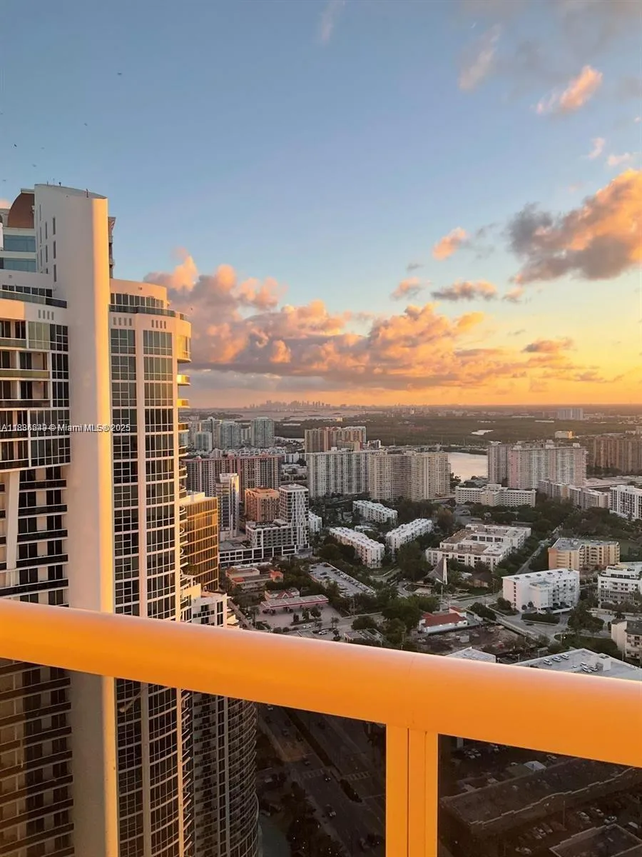 18201 Collins Ave # 5303, Sunny Isles Beach, FL 33160 photo 10