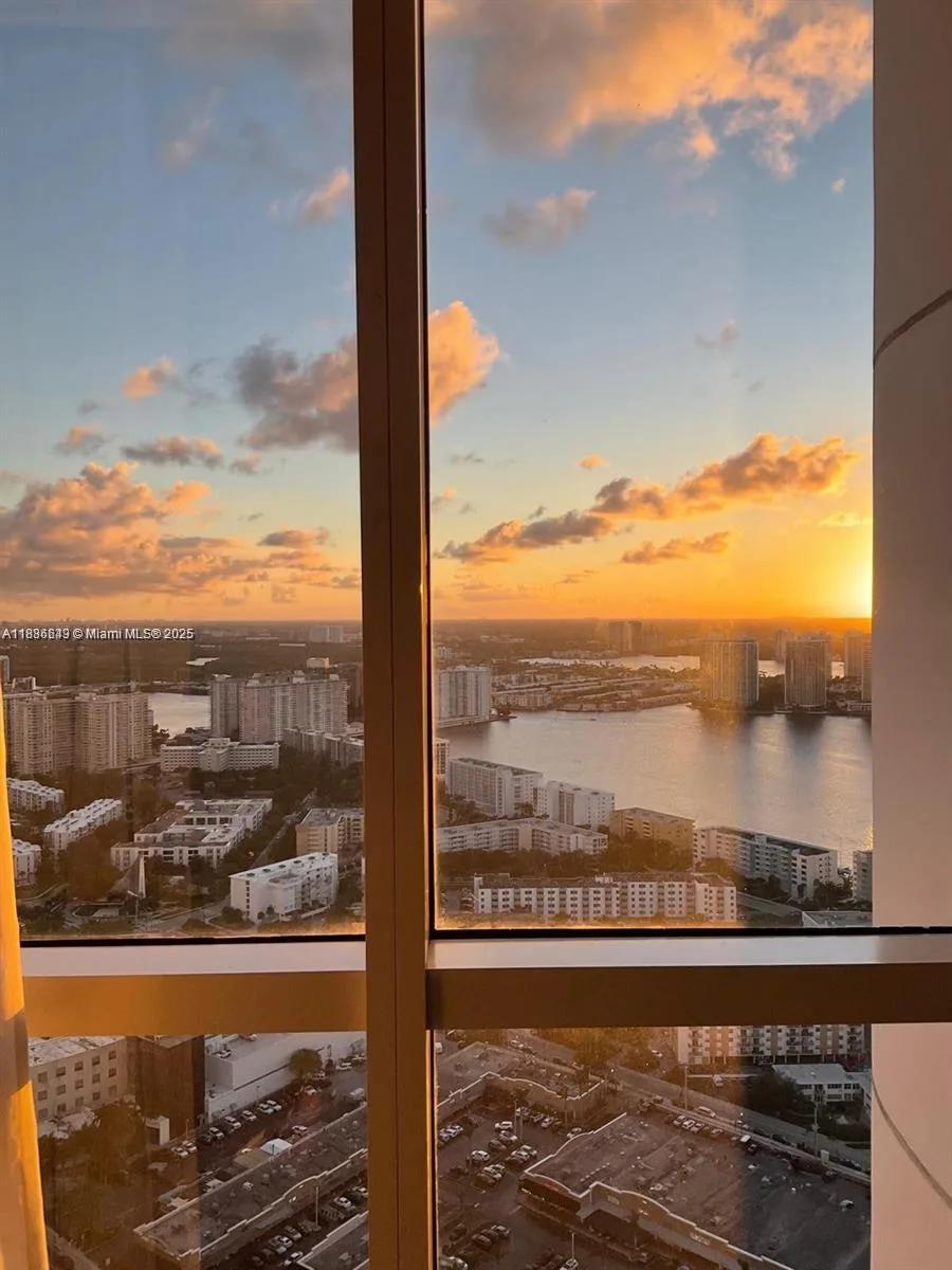 18201 Collins Ave # 5303, Sunny Isles Beach, FL 33160 photo 5