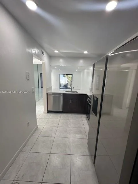 861 NE 207th Ln # 201-14, Miami, FL 33179 photo 3