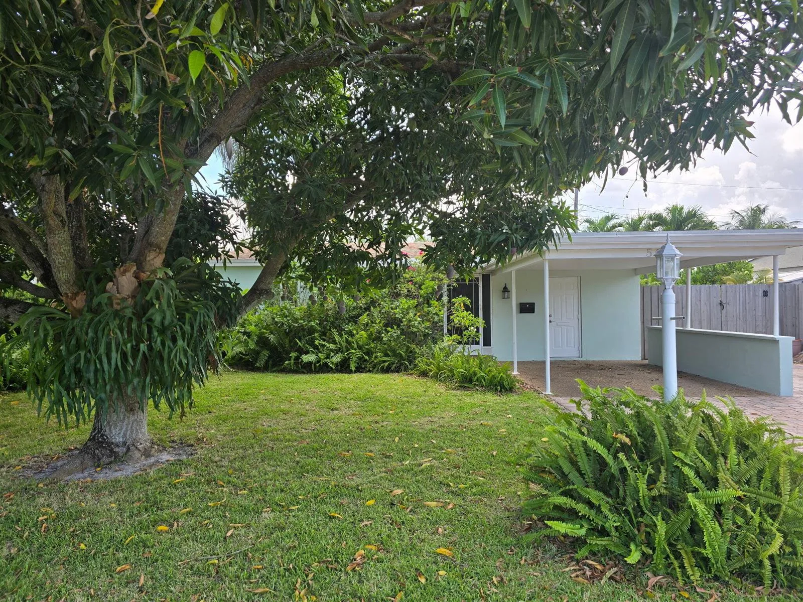5631 NE 5th Terrace, Oakland Park, FL 33334