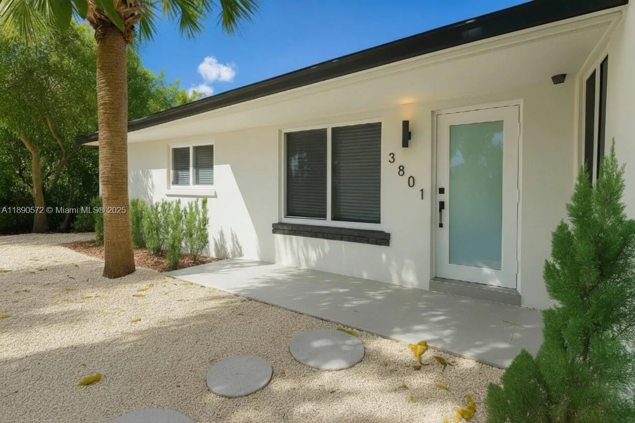 3801 NE 16th Ter, Oakland Park, FL 33334 photo 4