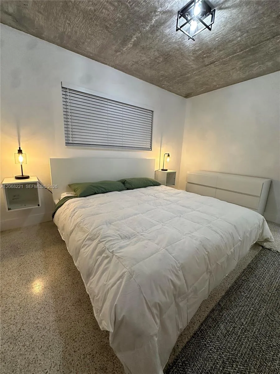 190 NW 69th St # 6, Miami, FL 33150 photo 4