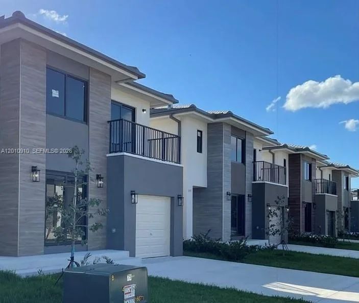 238 NW 11th Ct, Florida City, FL 33034