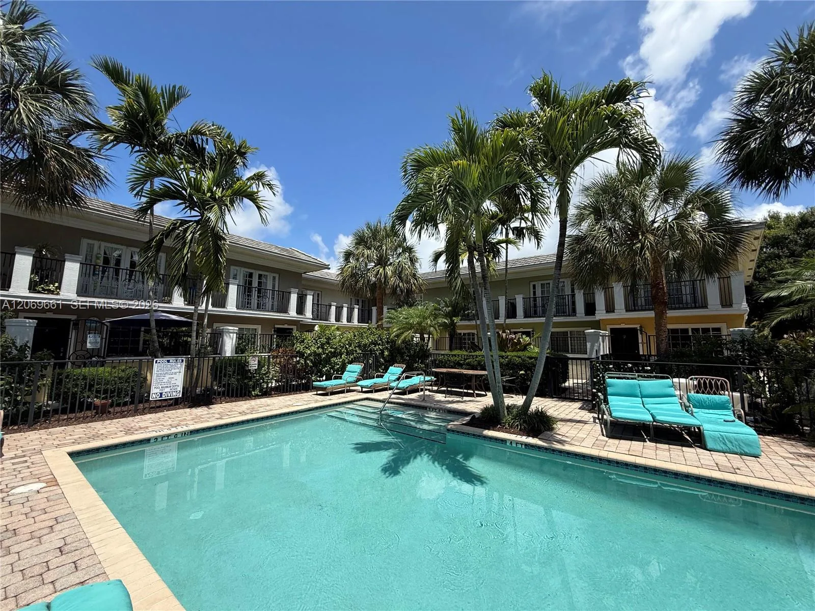 1000 Palm Trl # 3, Delray Beach, FL 33483 photo 12