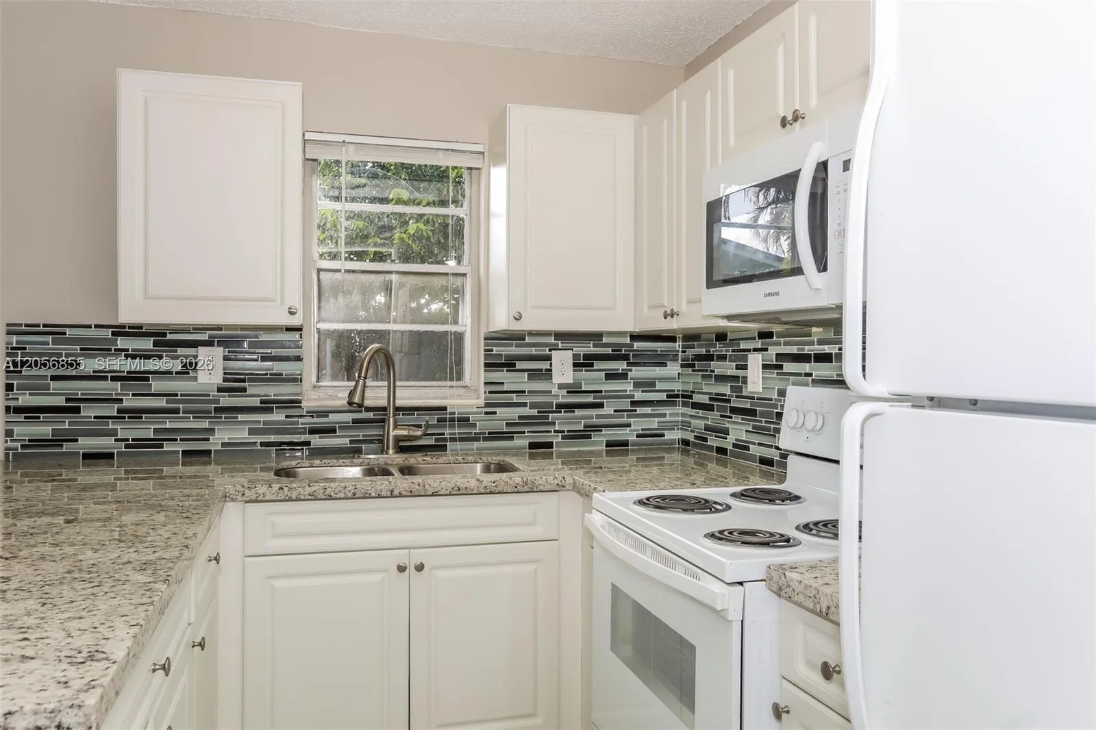 14971 SW 304th St, Homestead, FL 33033 photo 5