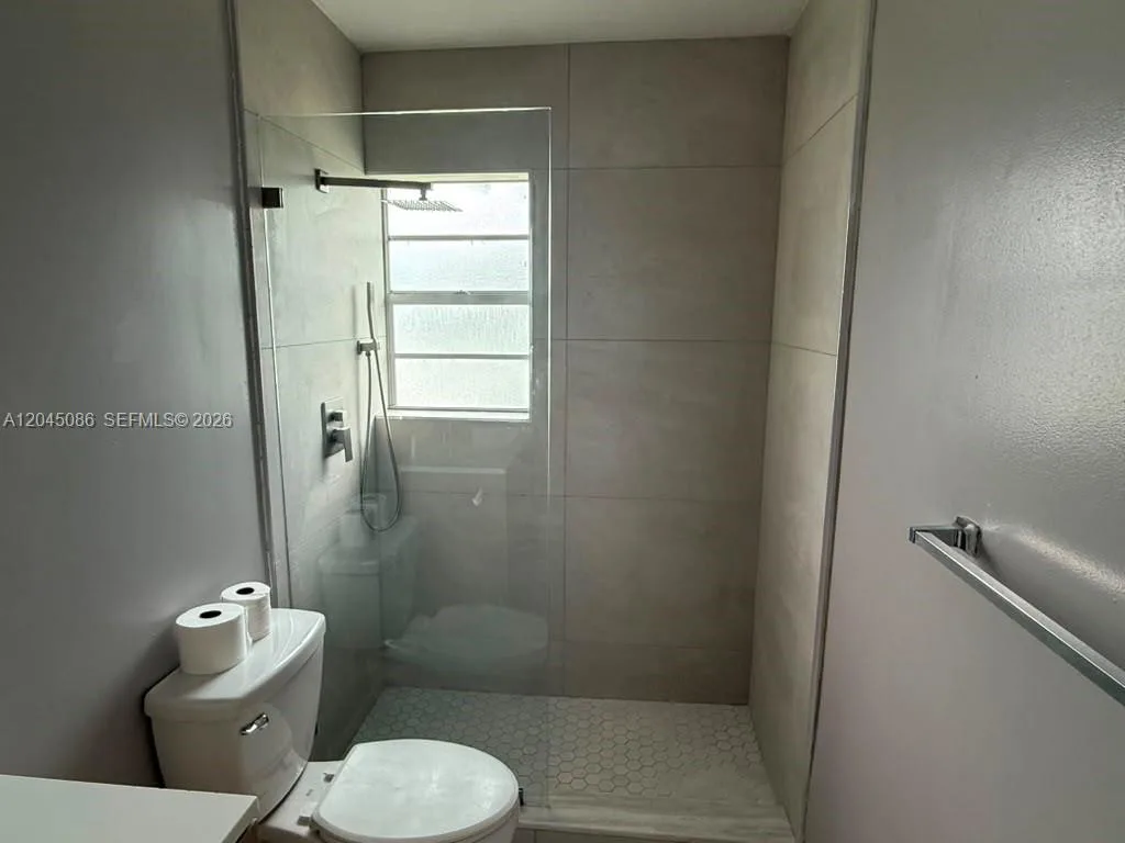 5870 NW 16th Pl # 4, Sunrise, FL 33313 photo 3