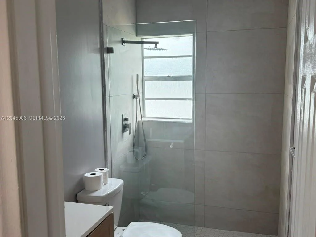 5870 NW 16th Pl # 4, Sunrise, FL 33313 photo 6