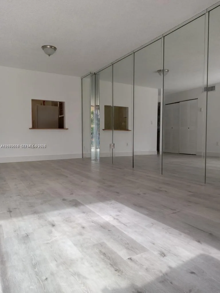 16751 NE 9th Ave # 211, North Miami Beach, FL 33162 photo 4