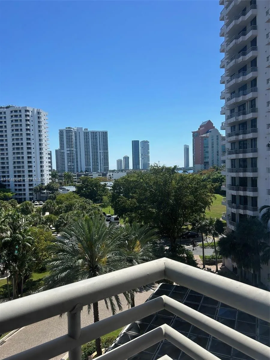 3300 NE 191st St # 707, Aventura, FL 33180 photo 12