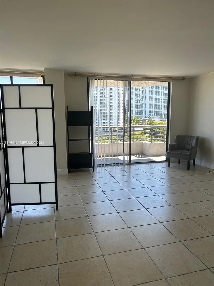 3300 NE 191st St # 707, Aventura, FL 33180 photo 2