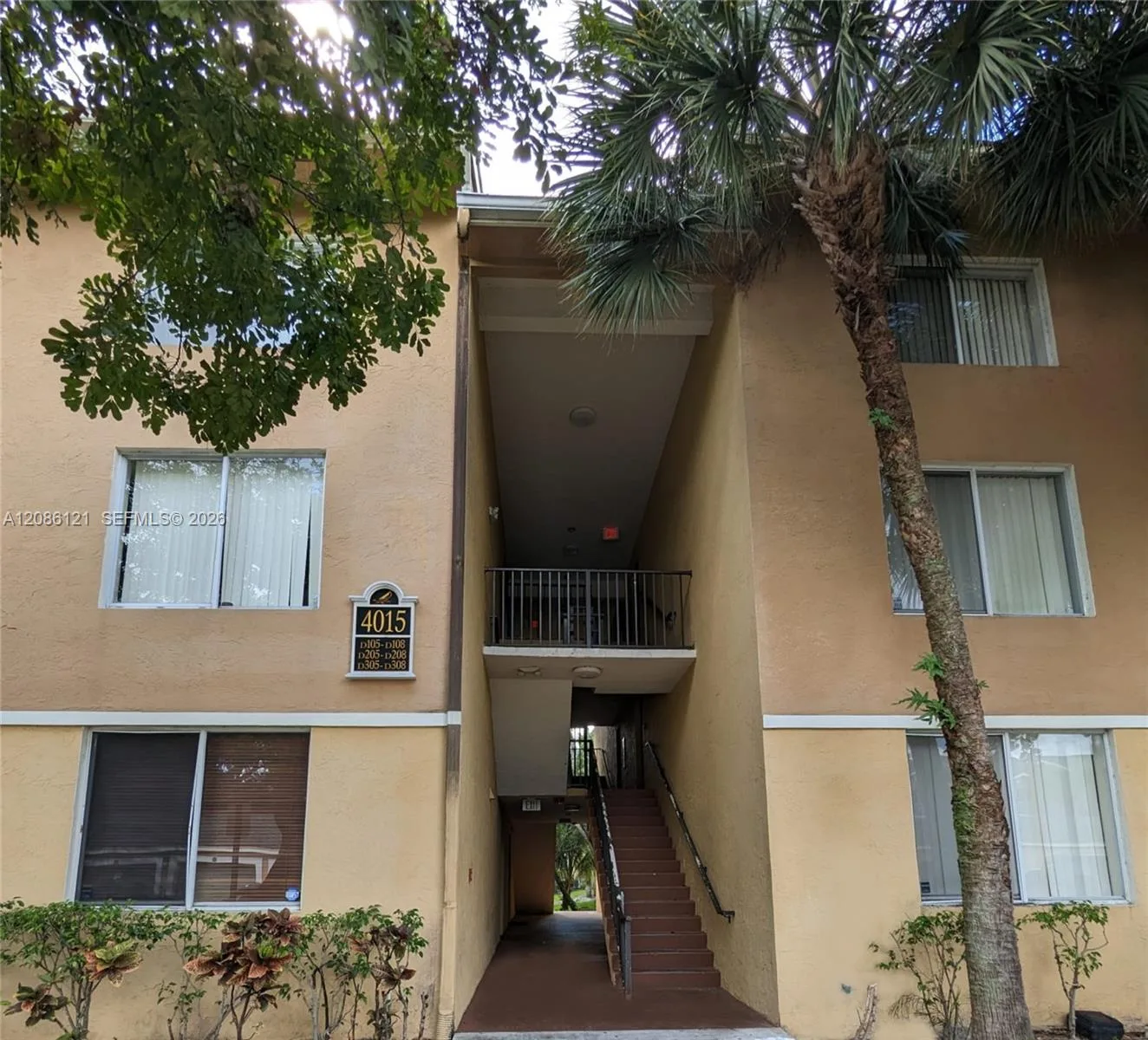 4015 W Mcnab Rd # D308, Pompano Beach, FL 33069