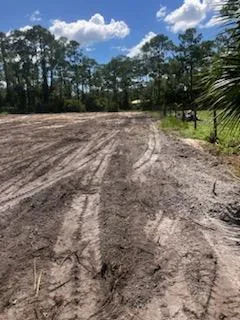 2309 Johns Avenue, FL 33920