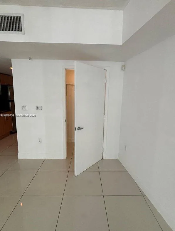 1750 N Bayshore Dr # 2807, Miami, FL 33132 photo 4