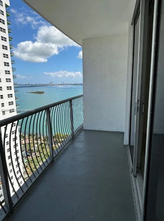 1750 N Bayshore Dr # 2807, Miami, FL 33132 photo 7
