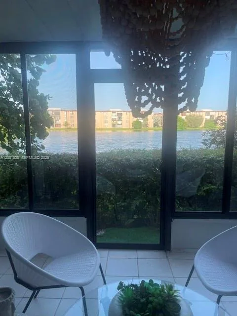 8875 Fontainebleau Blvd # 102, Miami, FL 33172 photo 3
