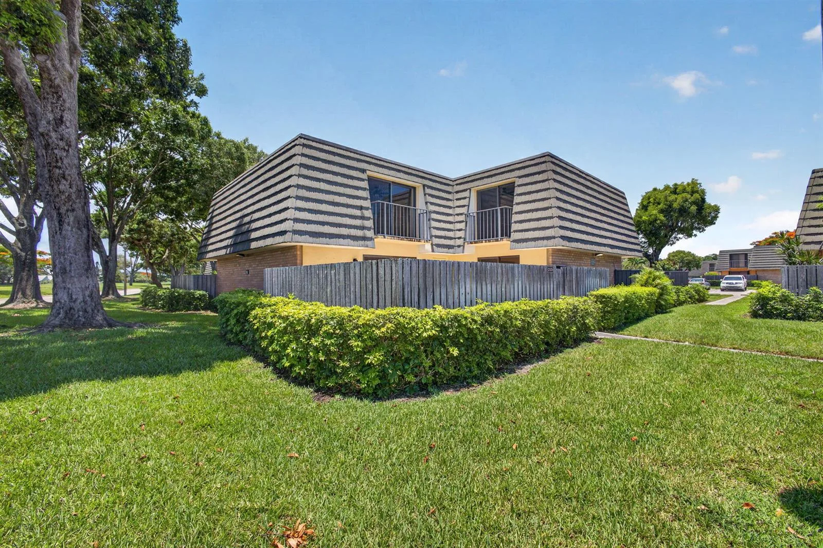 2101 21st Way, West Palm Beach, FL 33407 photo 2