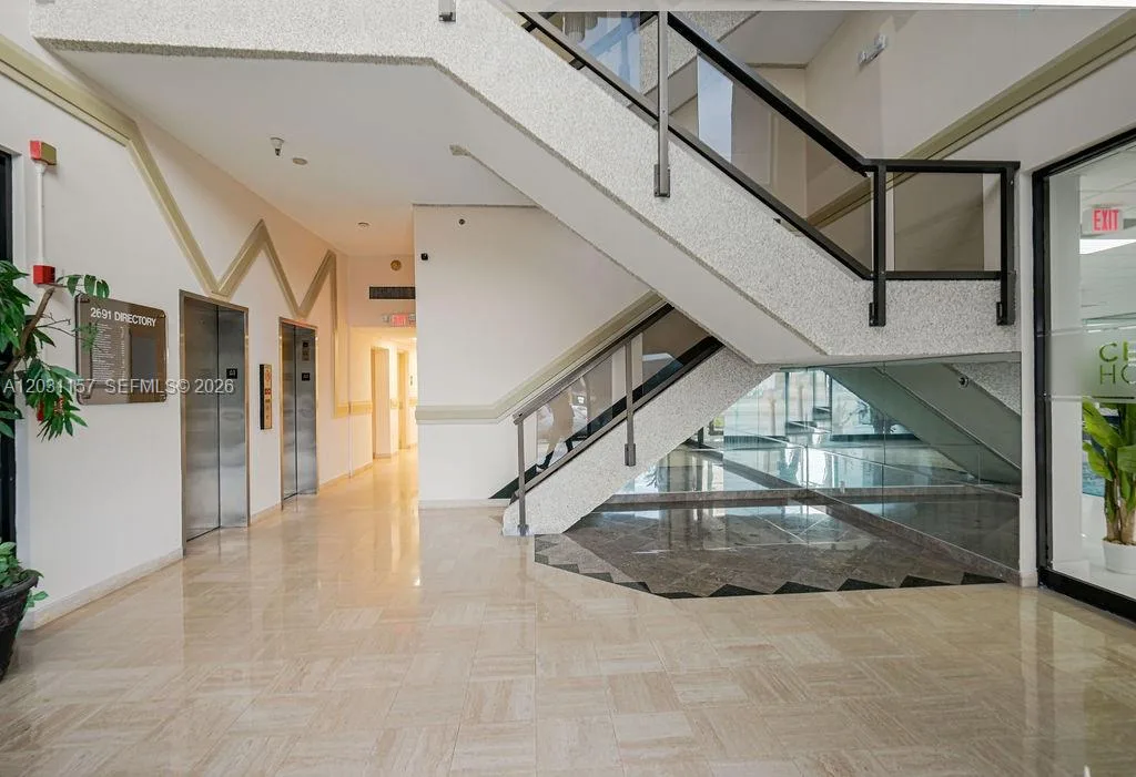 2691 E Oakland Park Blvd # 203B, Fort Lauderdale, FL 33306 photo 3