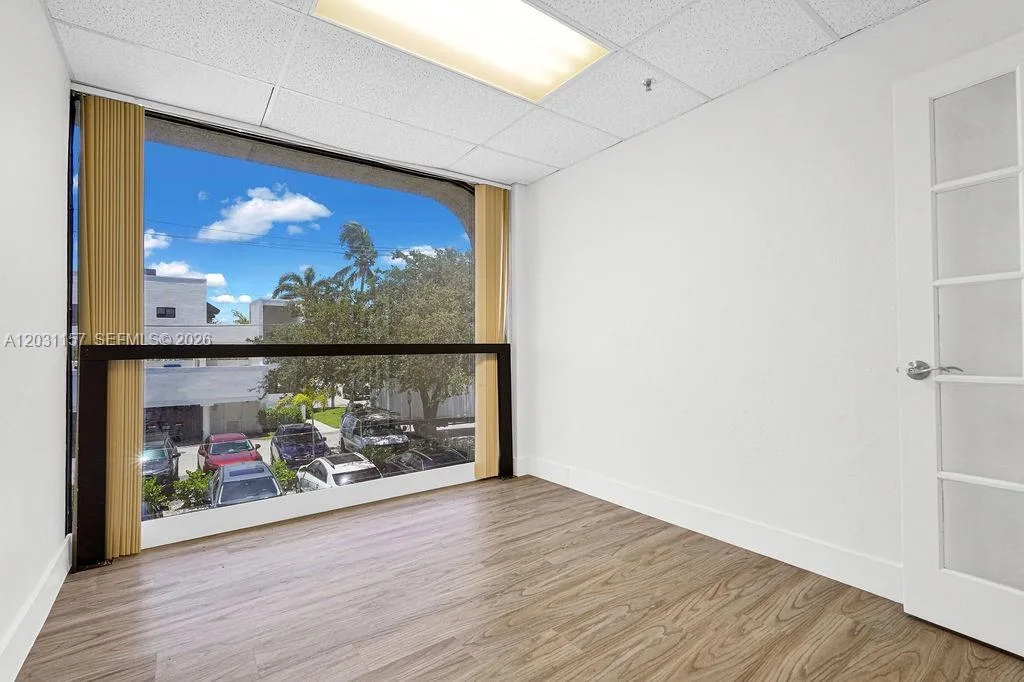 2691 E Oakland Park Blvd # 203B, Fort Lauderdale, FL 33306 photo 7
