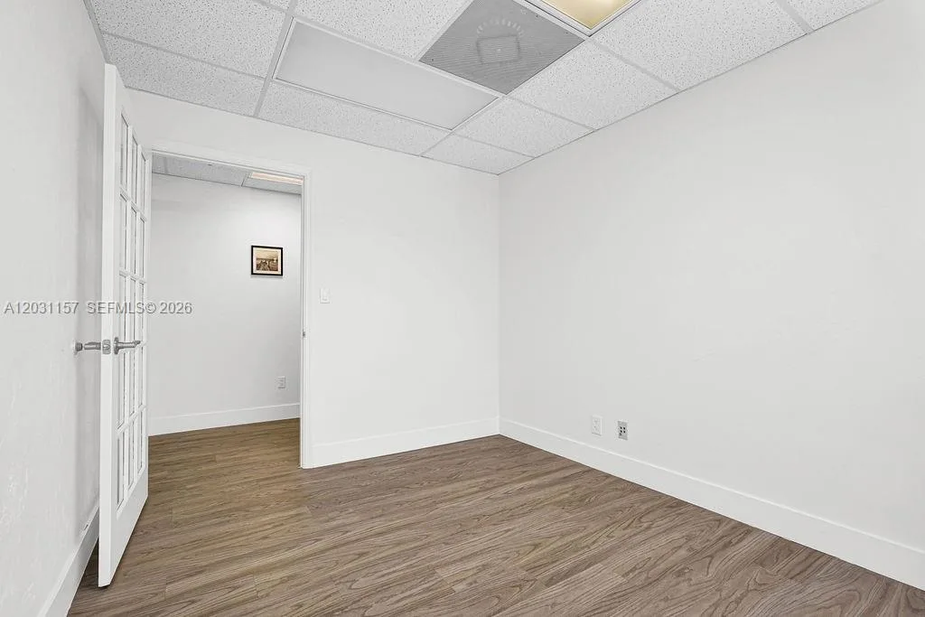 2691 E Oakland Park Blvd # 203B, Fort Lauderdale, FL 33306 photo 8