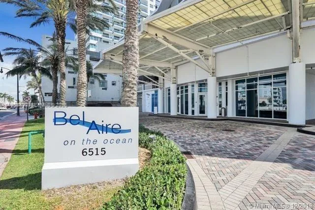 6515 Collins Ave # 901, Miami Beach, FL 33141