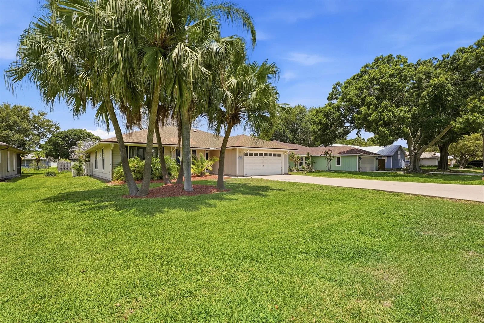 724 24th Square, Vero Beach, FL 32962 photo 4