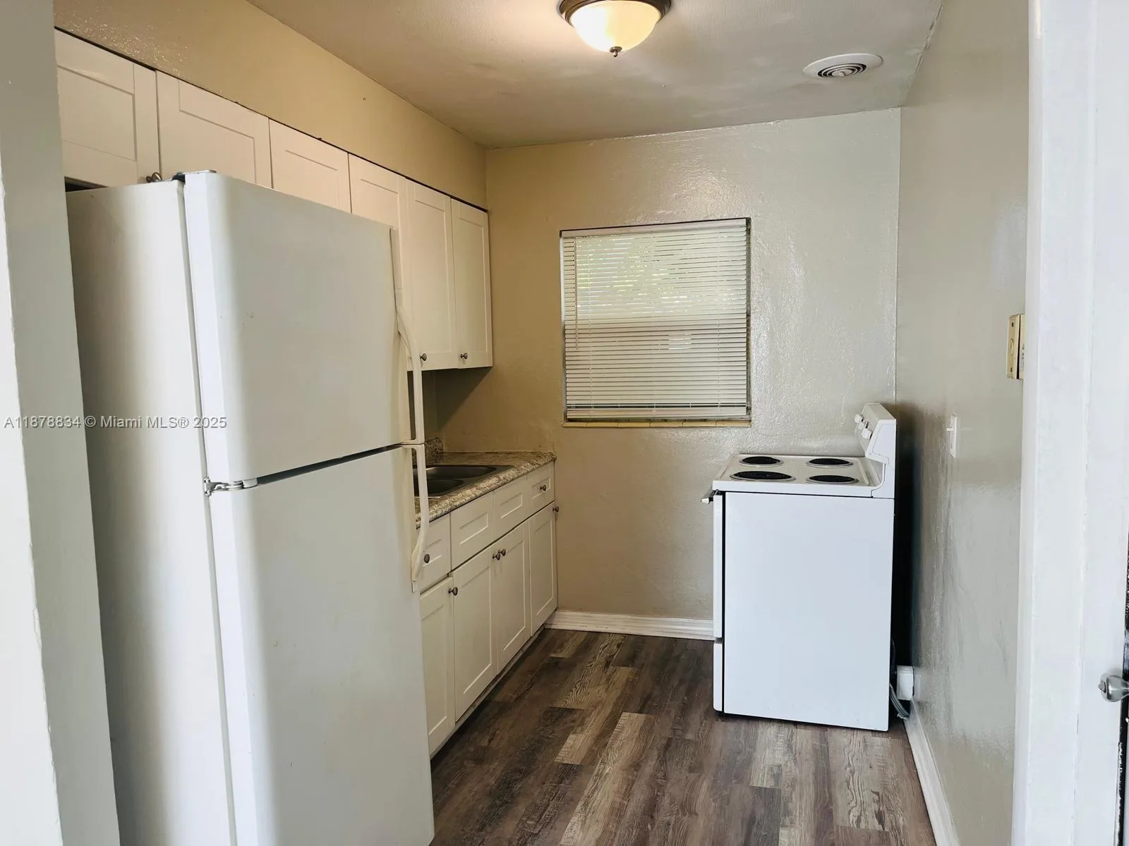 627 Washington Avenue # A, Lake Wales, FL 33853 photo 3