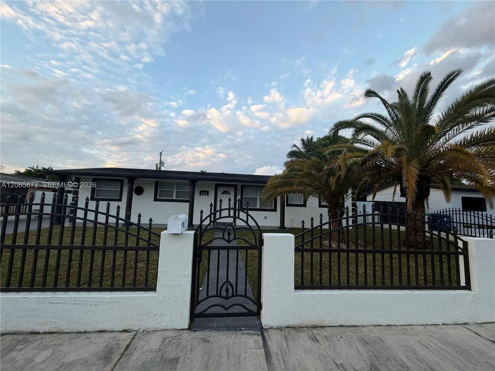 1311 NW 176th Ter, Miami Gardens, FL 33169