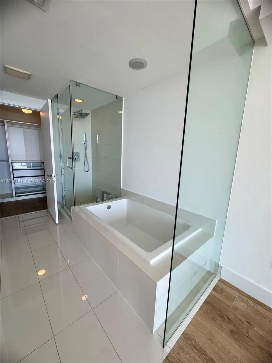 650 NE 32 street # 1805, Miami, FL 33137 photo 11