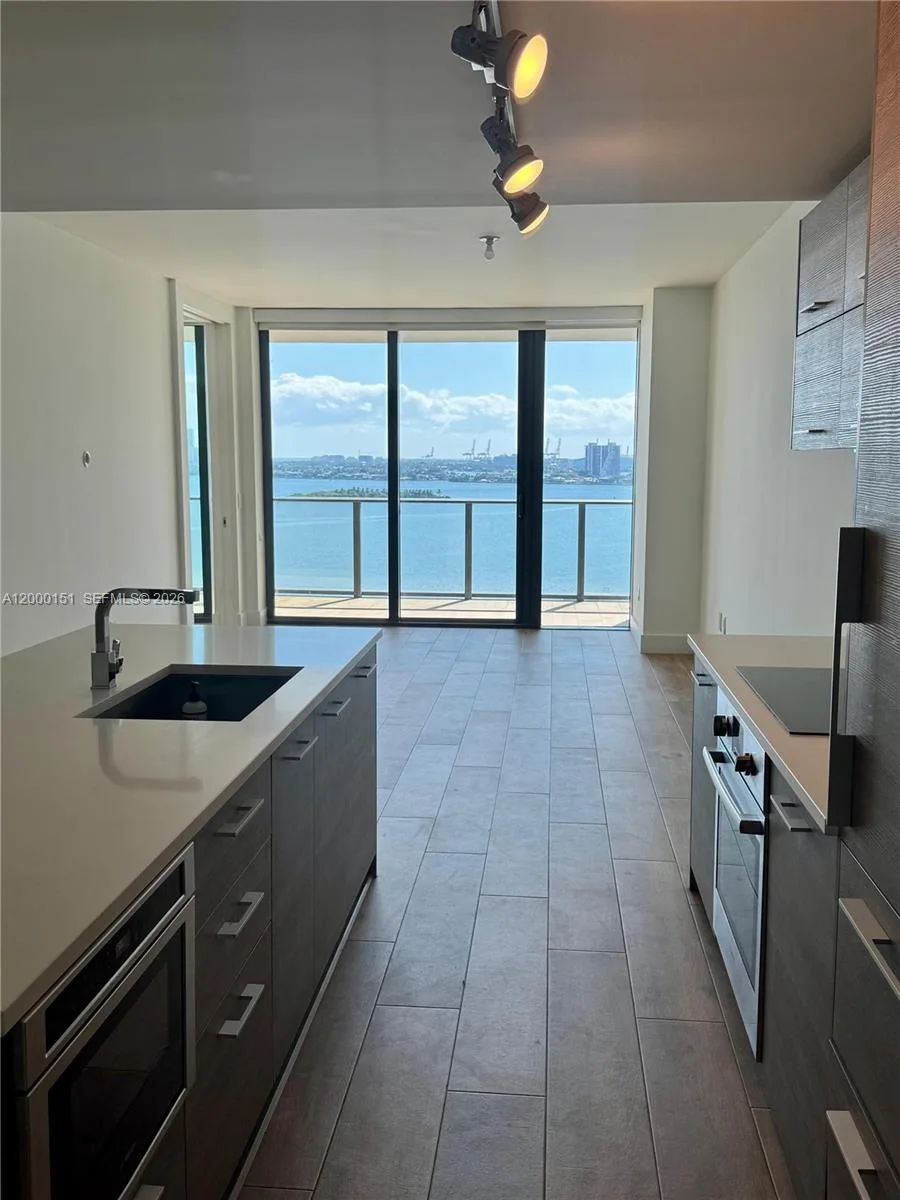 650 NE 32 street # 1805, Miami, FL 33137 photo 4