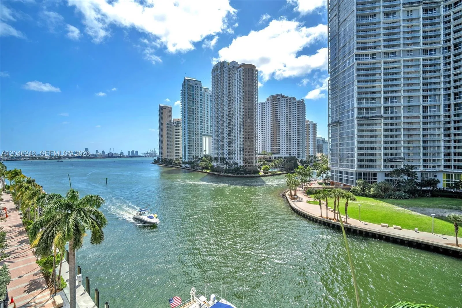200 Biscayne Boulevard Way # 509, Miami, FL 33131