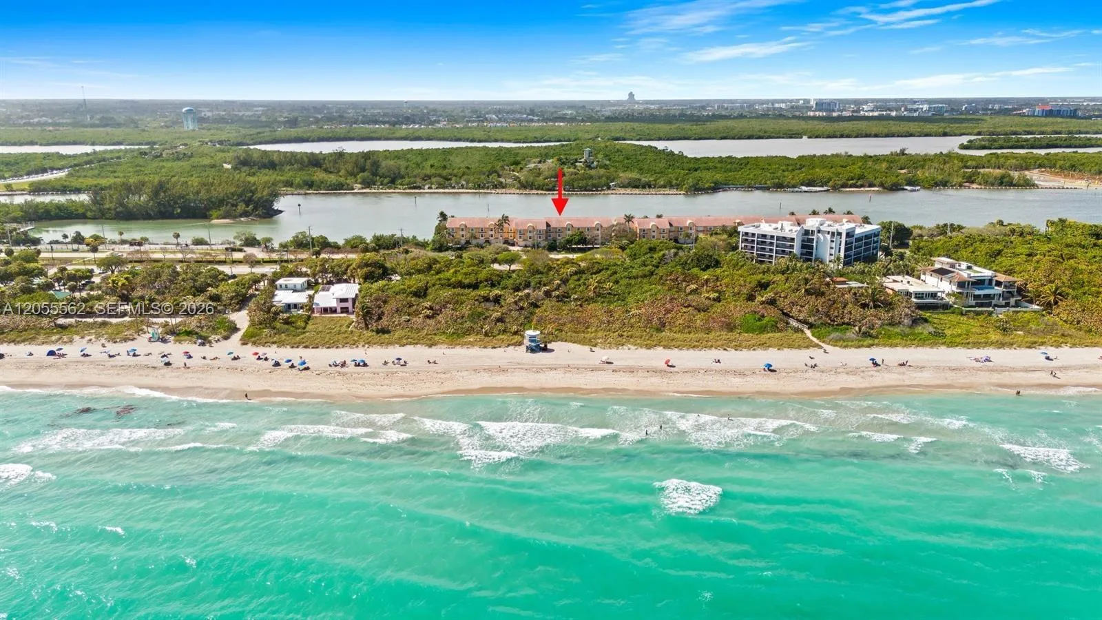 4234 N Ocean Dr, Hollywood, FL 33019