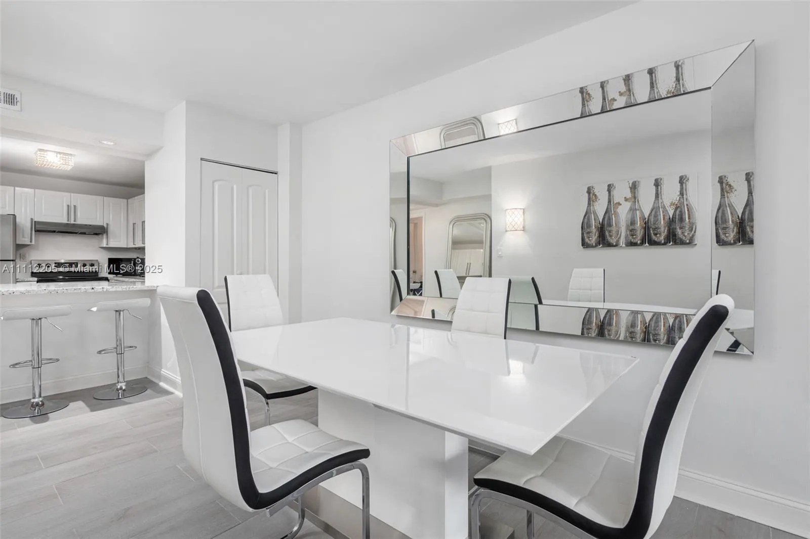 2301 Collins Ave # 328, Miami Beach, FL 33139 photo 4