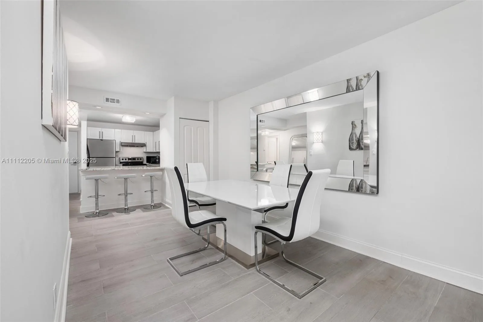 2301 Collins Ave # 328, Miami Beach, FL 33139 photo 9