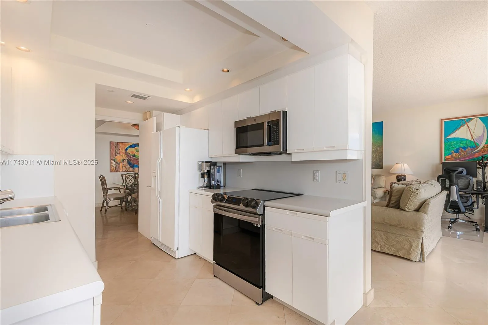 2000 Island Blvd # 1708, Aventura, FL 33160 photo 12