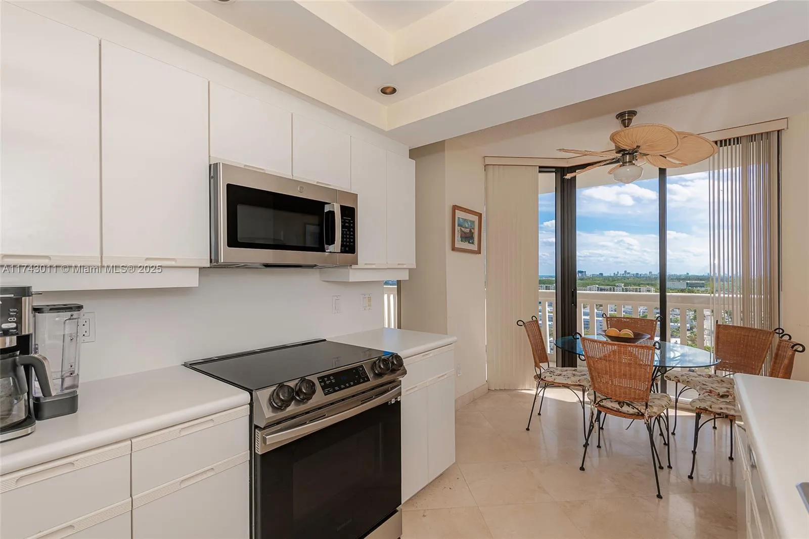 2000 Island Blvd # 1708, Aventura, FL 33160 photo 7