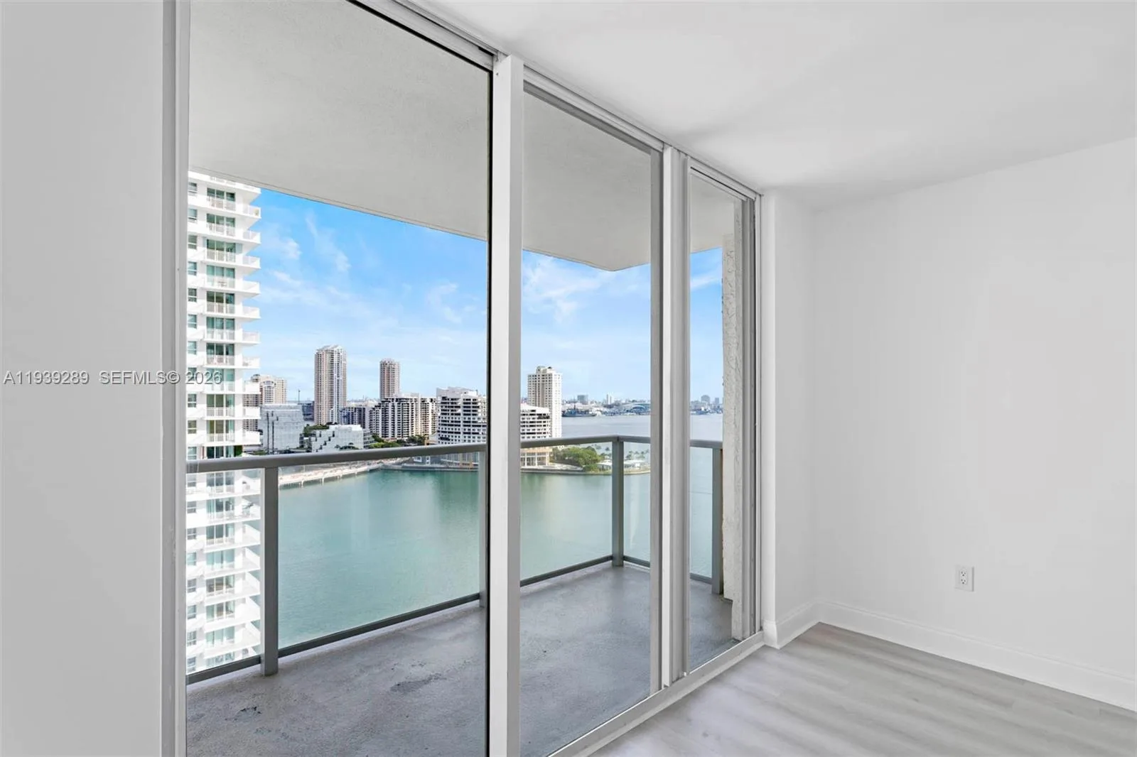 1155 Brickell Bay Dr # 2206, Miami, FL 33131 photo 13
